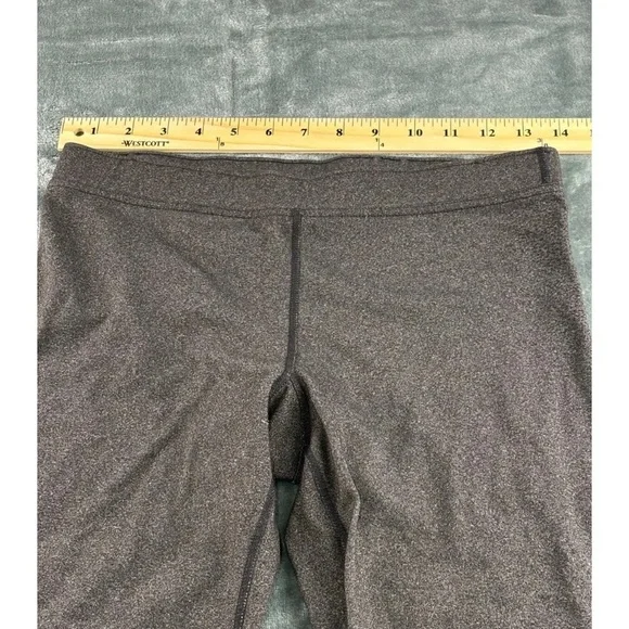 Lululemon Salutation Side Tie Crops Gray Black Women’s 6 Athleisure Yoga - Picture 4 of 9